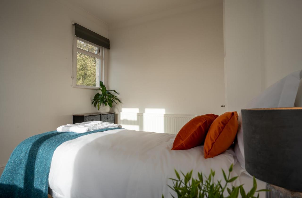 Entire Home In Streatham With Lovely Views & Ultra Fast Wi-Fi Norbury  Exteriör bild
