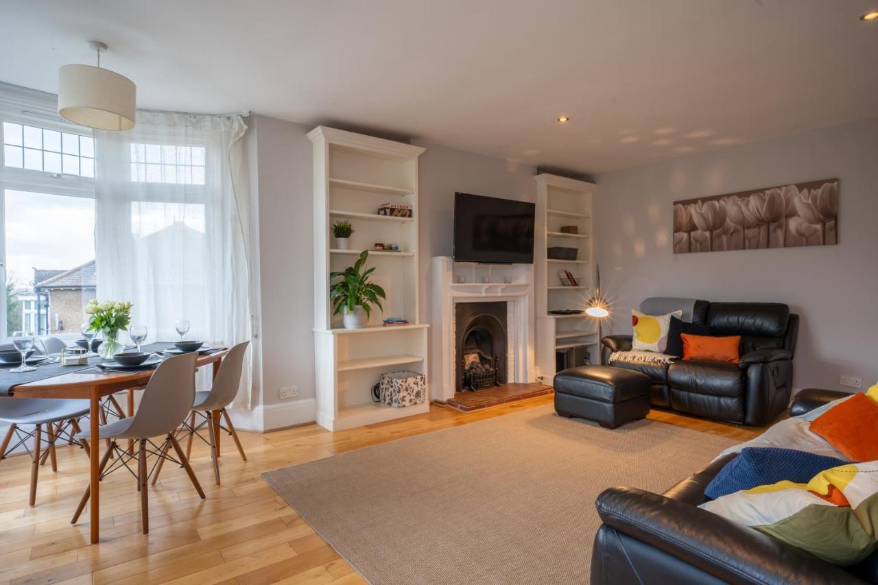 Entire Home In Streatham With Lovely Views & Ultra Fast Wi-Fi Norbury  Exteriör bild